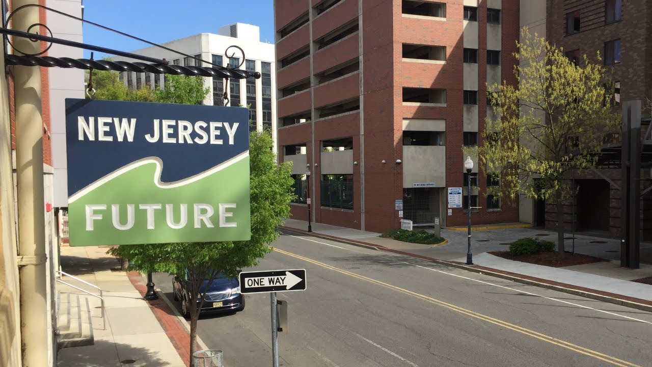 Smart Policies. Strong Communities. Sustainable Future.